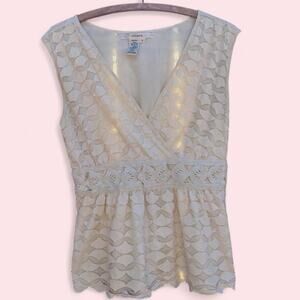 Studio m cream lace v neck
